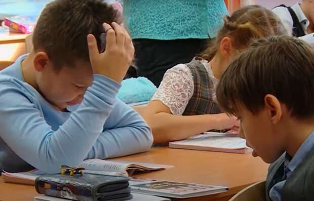 “Таким вчителям мітлу не можна доручати”: скандал стався в українській школі