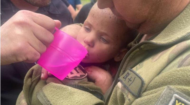 Ніяк не могла напитись: як почувається 2-річна Віолетта, яка майже 5 днів виживала в лісі