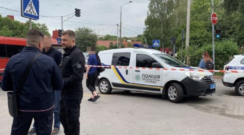 Катю шукають вже третю добу: в Одесі поліція та рідні дівчинки просять про допомогу, фото