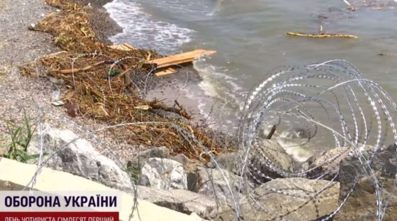 Автівки, будинки та вибухівка в морі: хвиля зі зруйнованої ГЕС дісталася пляжів Одещини…