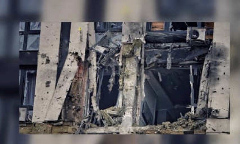 До та після! Відео зруйнованої уламками квартири у Кuєві ш0кували мережу …ВІДЕО