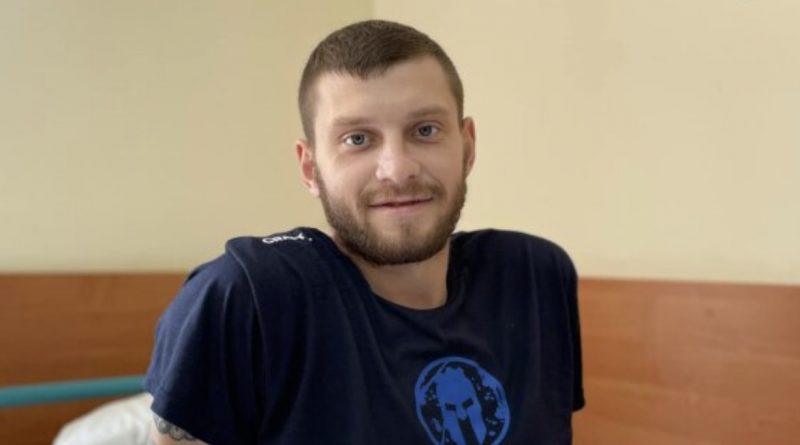 Медики зворушили історією порятунку українського захисника під Бахмутом: “Не могли повірити”