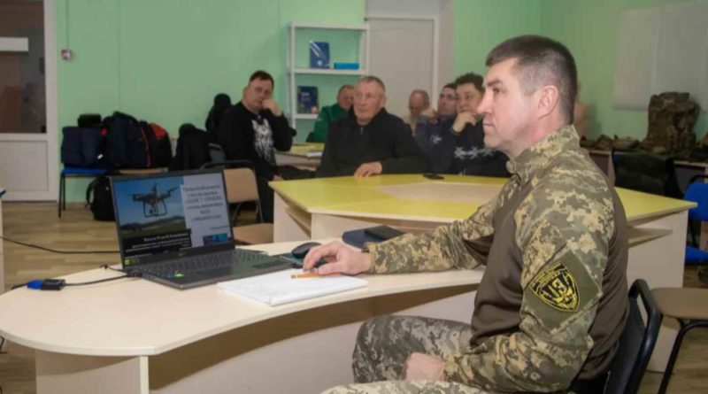 Українських школярів навчатимуть керуванню дронами