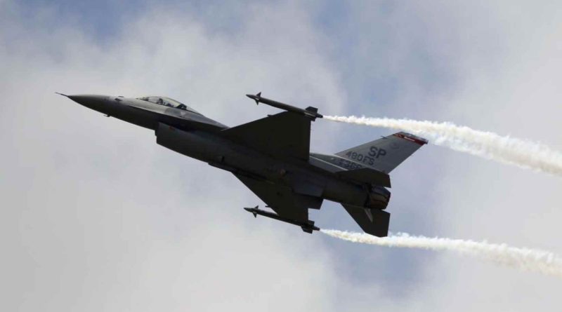 У Греції впав винищувач F-16 – подробиці