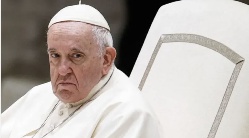 Капітулювати запропонував Україні Папа Римський: Ватикану довелося пояснювати