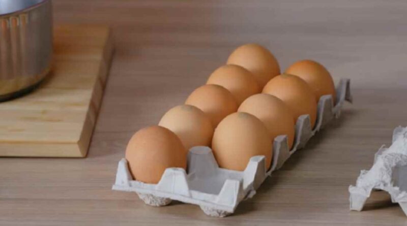 І це перед Пасхою: в Україні фіксують аномальні ціни на яйця