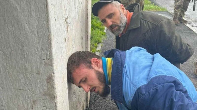 Підозрюваних у нападі на поліцейських затримали на Одещині