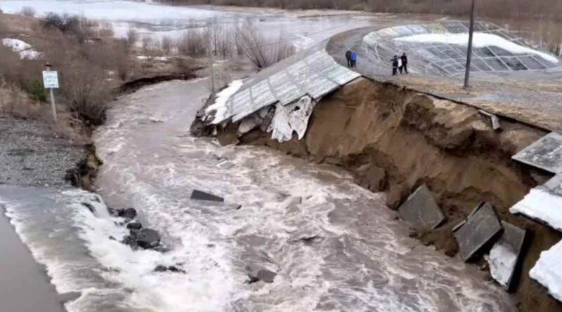 У Росії прорвало ще одну дамбу: вода топить Томськ, оголошено евакуацію