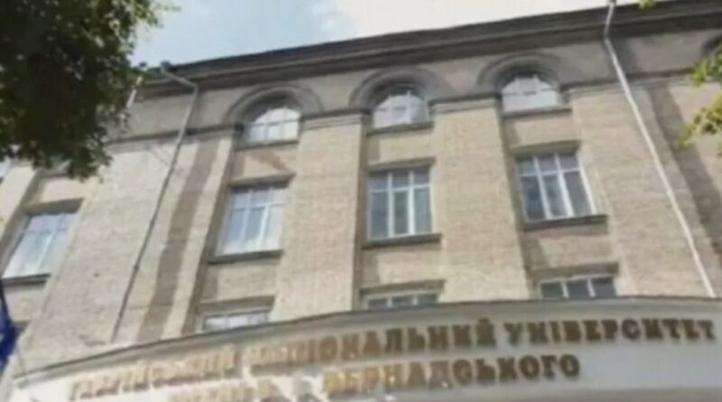 Ректор університету у Києві розтратив понад 800 тисяч грн державних коштів: як його покарають