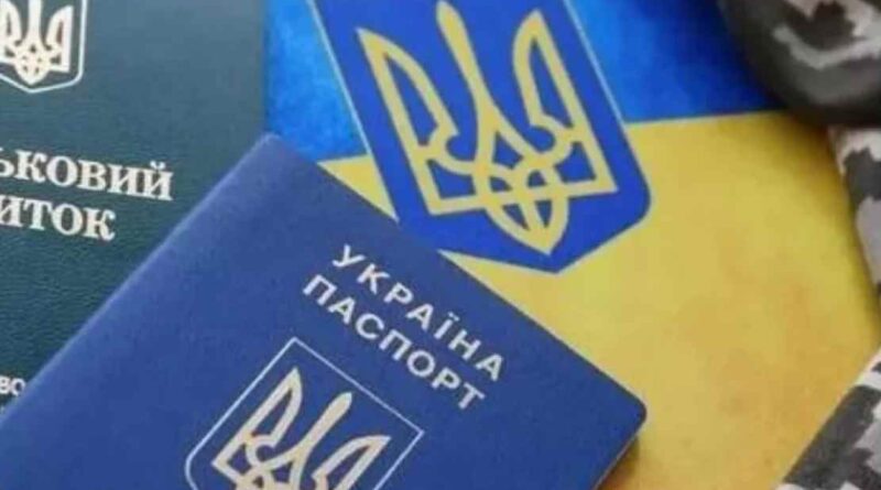 Припинення консульських послуг для чоловіків за кордоном: у Раді відреагували на скандальне рішення МЗС