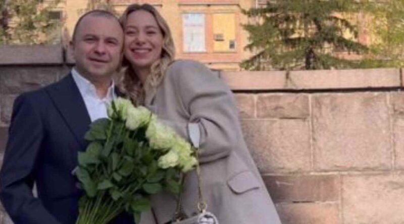 29-річну дружину Віктора Павліка розкритикували у Мережі за вбрання: блогерка відповіла