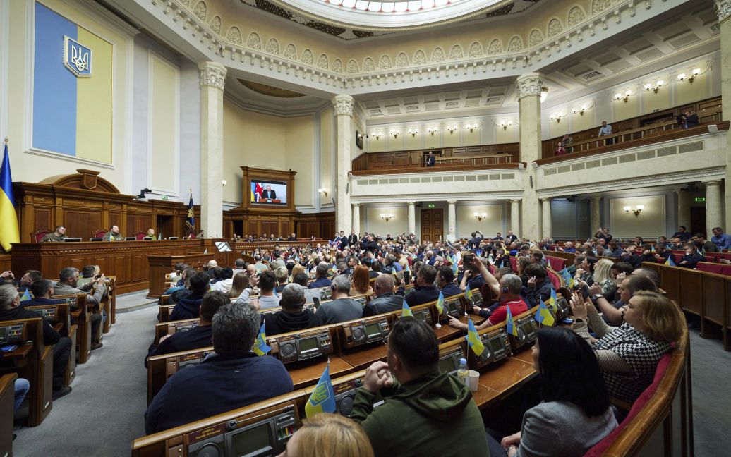 “Відкуп в законі”: в Раді проголосували у першому читанні за законопроєкт щодо угоди зі слідством – що відомо